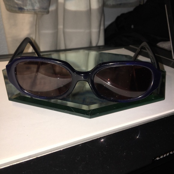 FENDI Sunglasses Blue Pearl - Picture 6 of 6